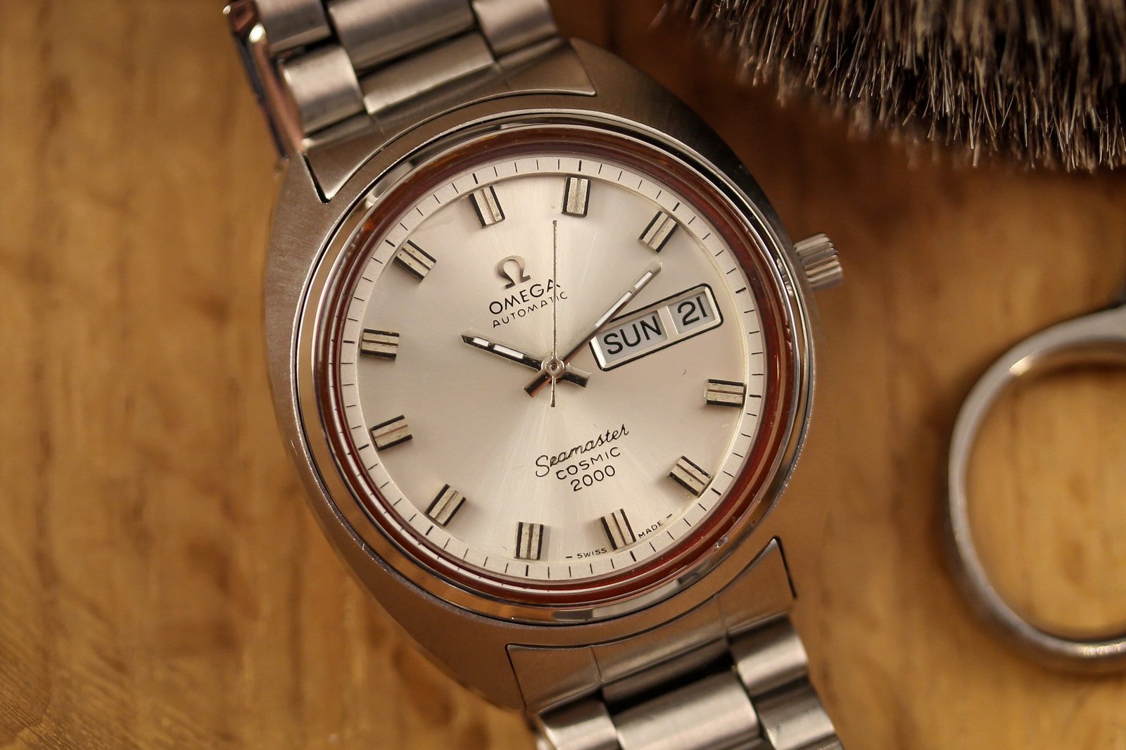 Omega Seamaster Cosmic 2000 Day Date – Analog:Shift