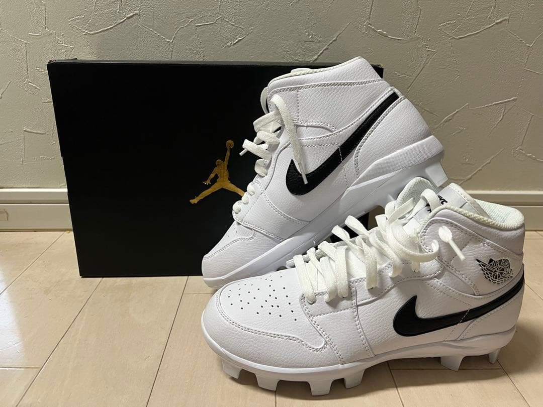 最終値下げ　ジョーダン ホワイトスパイクシューズ　野球スパイク 日本未発売】 ナイキ ジョーダン 野球 スパイク Jordan 1 Retro MCS